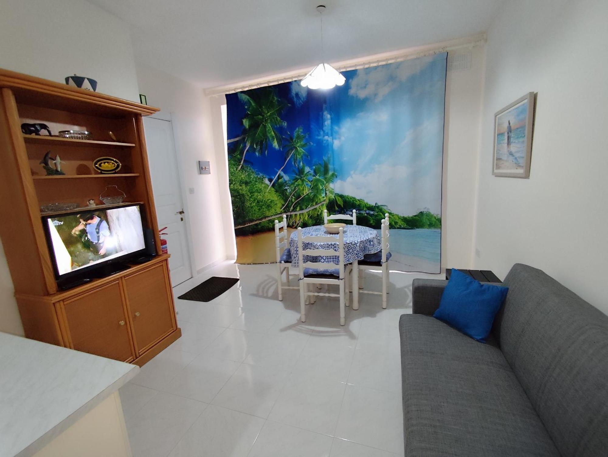 Sea Breeze Bliss - Self Check-In Daire St. Paul's Bay Dış mekan fotoğraf